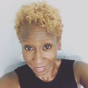 Meet your Posher, Kisha